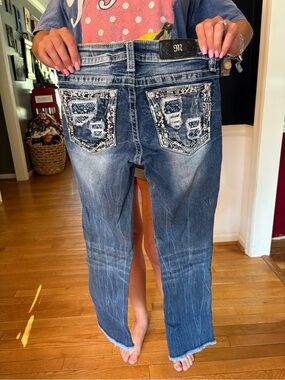 Miss Me Women's Embroidered Back-Pocket Boot Cut Jeans - Blue Denim